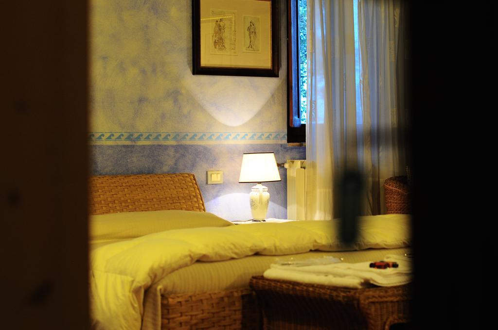 ヴィンチ Tassinaia Bed & Breakfast Bed & Breakfast エクステリア 写真