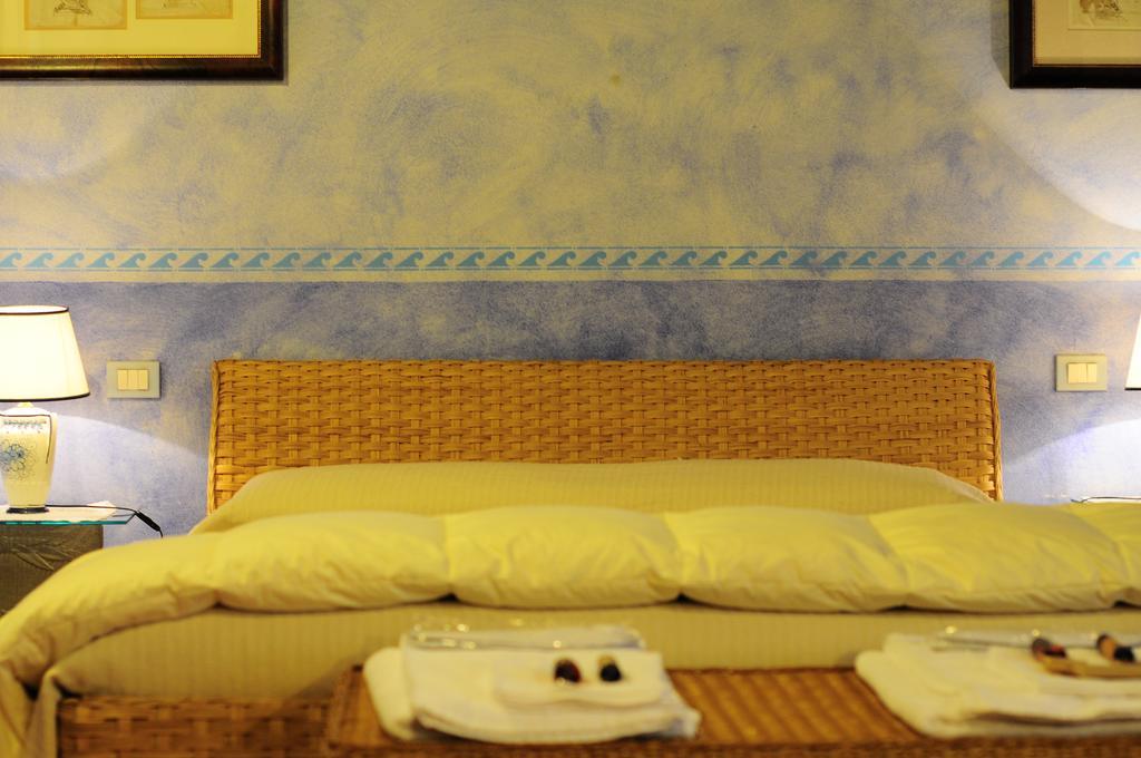 ヴィンチ Tassinaia Bed & Breakfast Bed & Breakfast エクステリア 写真